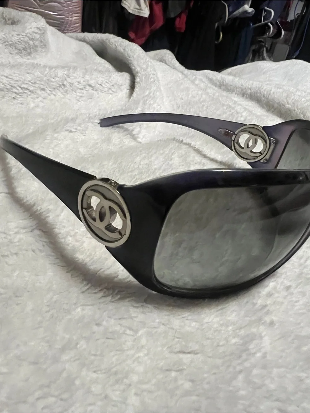 Vintage Y2K rare and discontinued Chanel 6023 809/11 oversized sunglasses